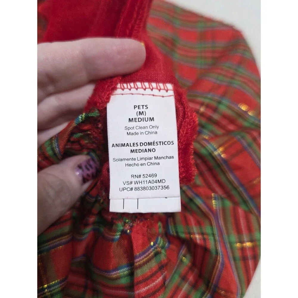 Quaker Pet Group Red Plaid Dog Coat Size Med